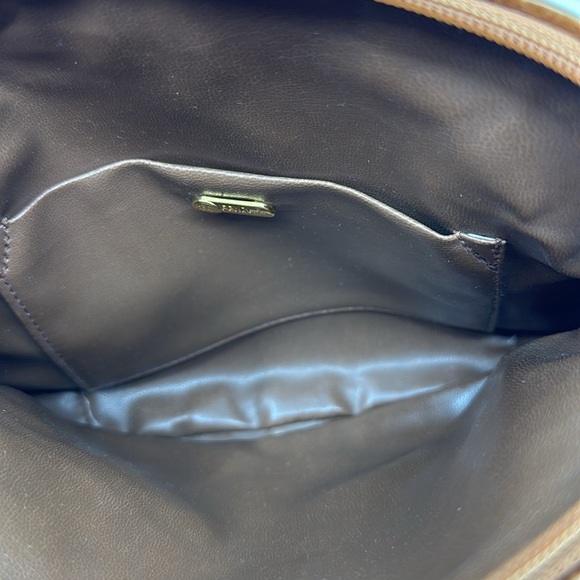 Vintage 80’s Fendi tan embossed crocodile shoulder crossbody bag - Picture 13 of 14